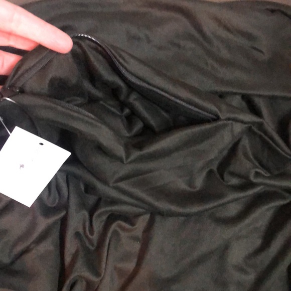 Beyond Yoga Infinity Scarf - Picture 3 of 3